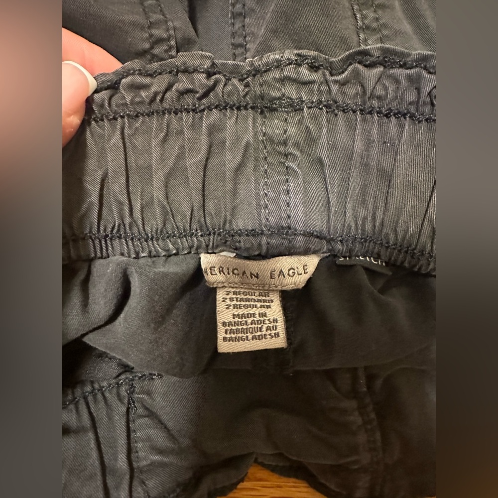 American Eagle Cargo Pants - Picture 2 of 3